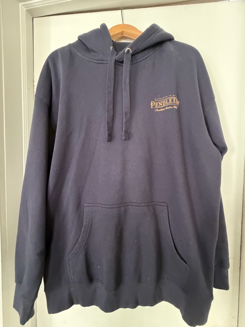 XL Men’s Pendleton Navy Pullover Hoodie with Gold Logo
